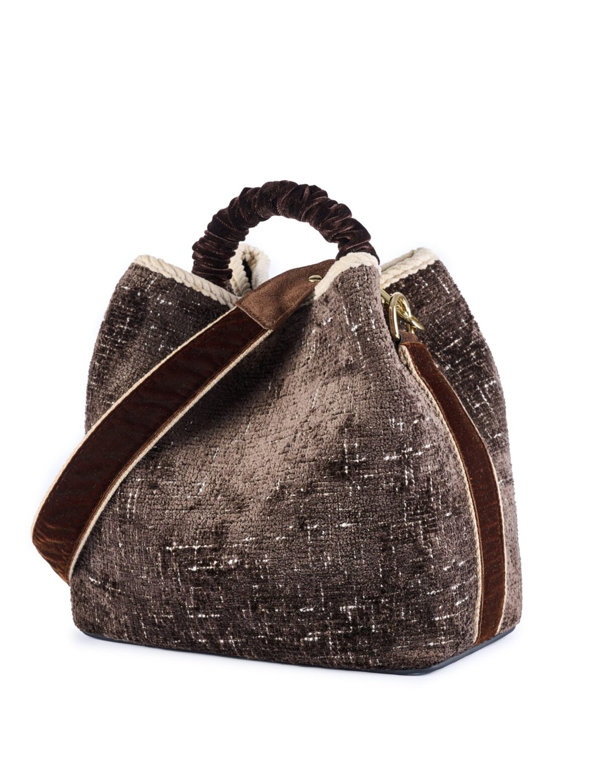 Coral Chenille (E04)